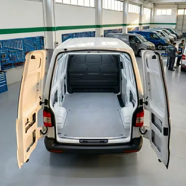 Allestimento Volkswagen Transporter (anno dal 2015 al 2023) L1H2