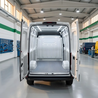 Allestimento Iveco Daily (anno dal 2014 a Oggi) L3H3