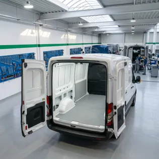 Allestimento Ford Transit (anno dal 2014 a Oggi) L2H2